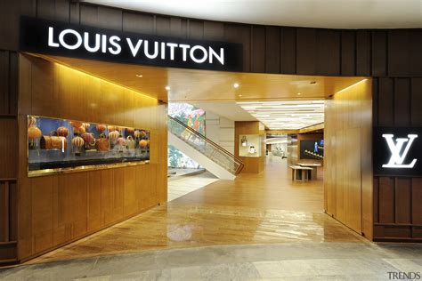 louis vuitton island maison reviews